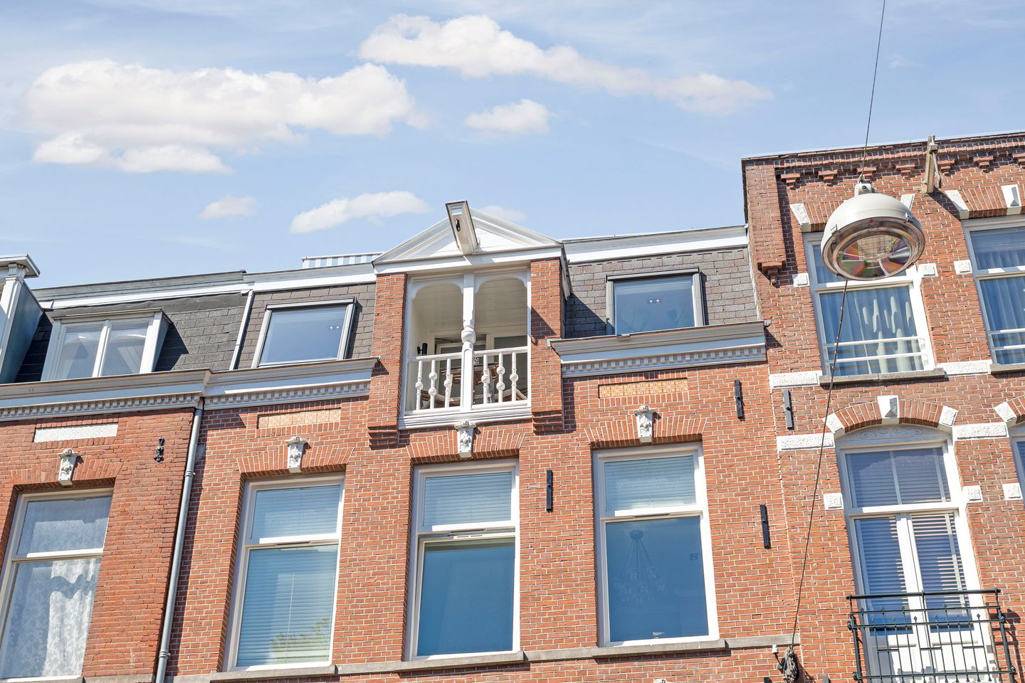 Foto 49 van Van Eeghenstraat 46-3