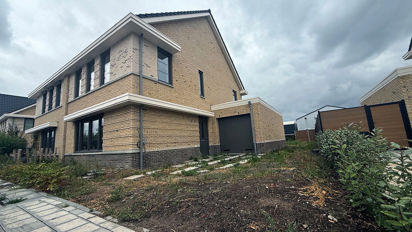 Foto 44 van Trosroos 7