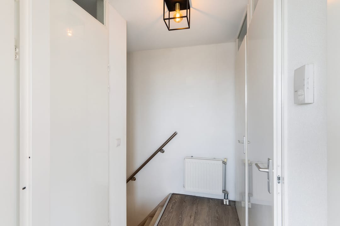 Photo 11 of Edisonstraat 65