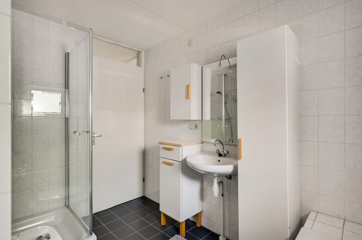 Tussenwoning te koop: Engeliena Schaapstraat 28, Venlo