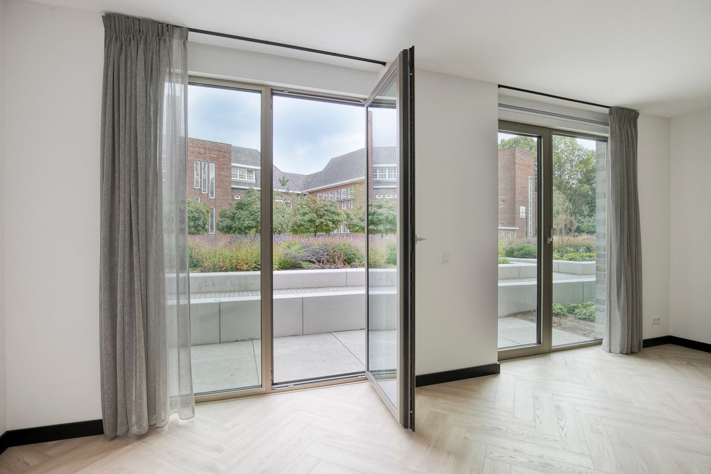 Photo 14 of Deken van Somerenstraat 106