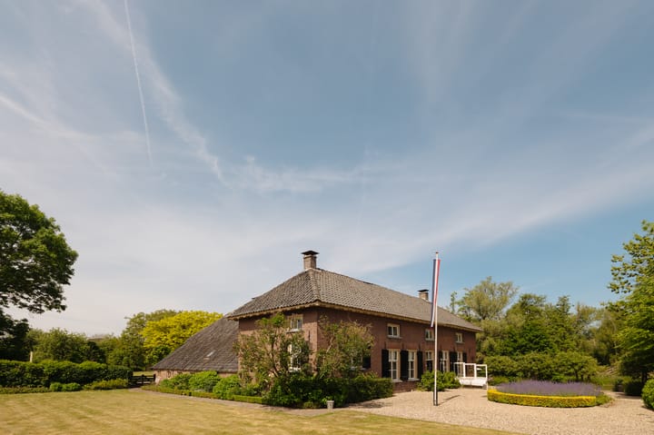 Vrijstaande woning te koop: Lingedijk 30, Wadenoijen
