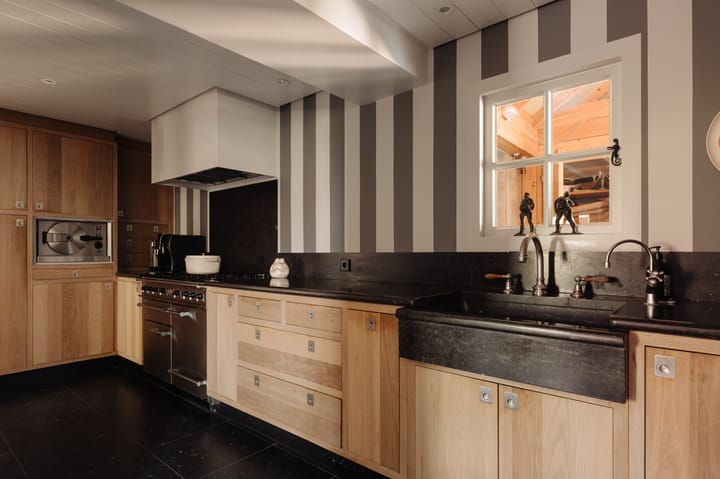 Vrijstaande woning te koop: Lingedijk 30, Wadenoijen