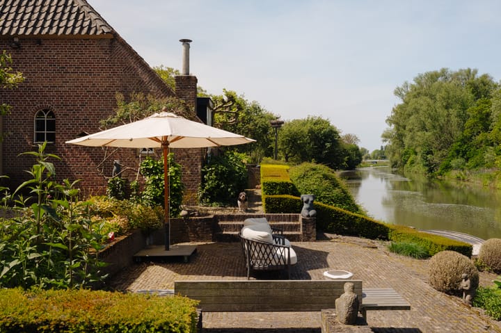 Vrijstaande woning te koop: Lingedijk 30, Wadenoijen