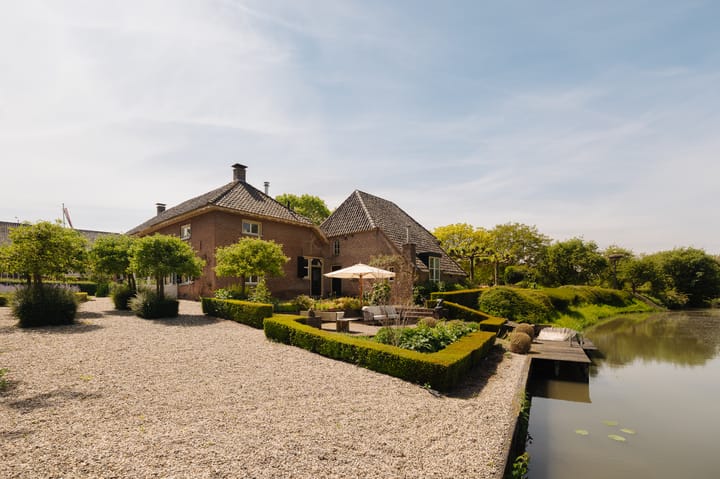 Vrijstaande woning te koop: Lingedijk 30, Wadenoijen