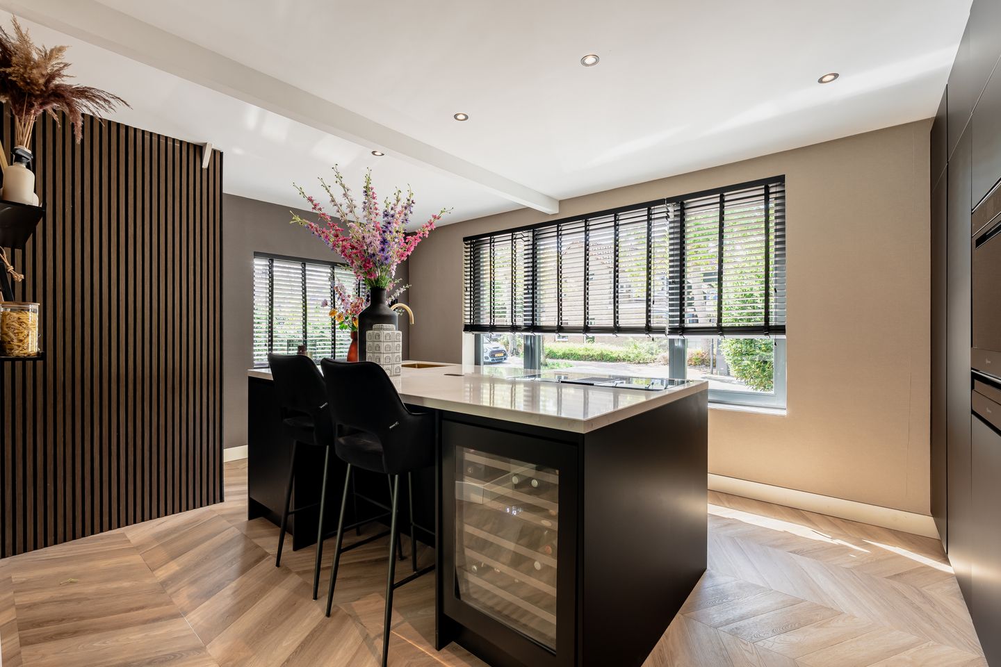 Photo 14 of Prins Bernhardstraat 10