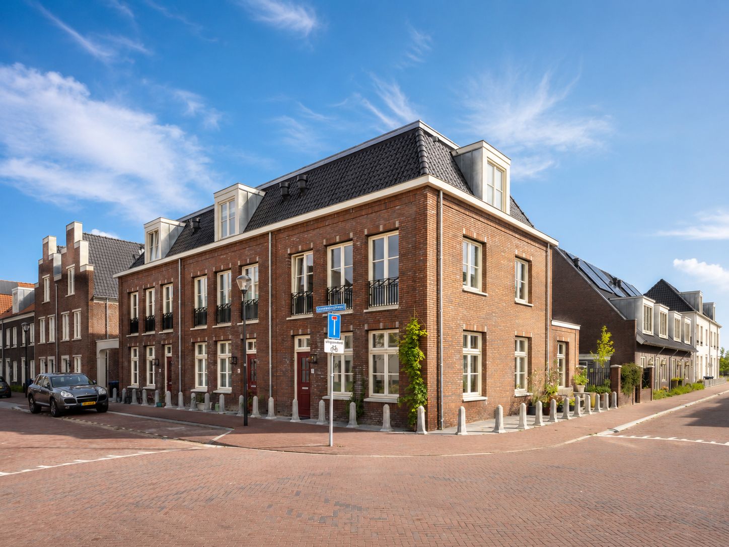 Photo 6 of Leeuwenburgstraat 21