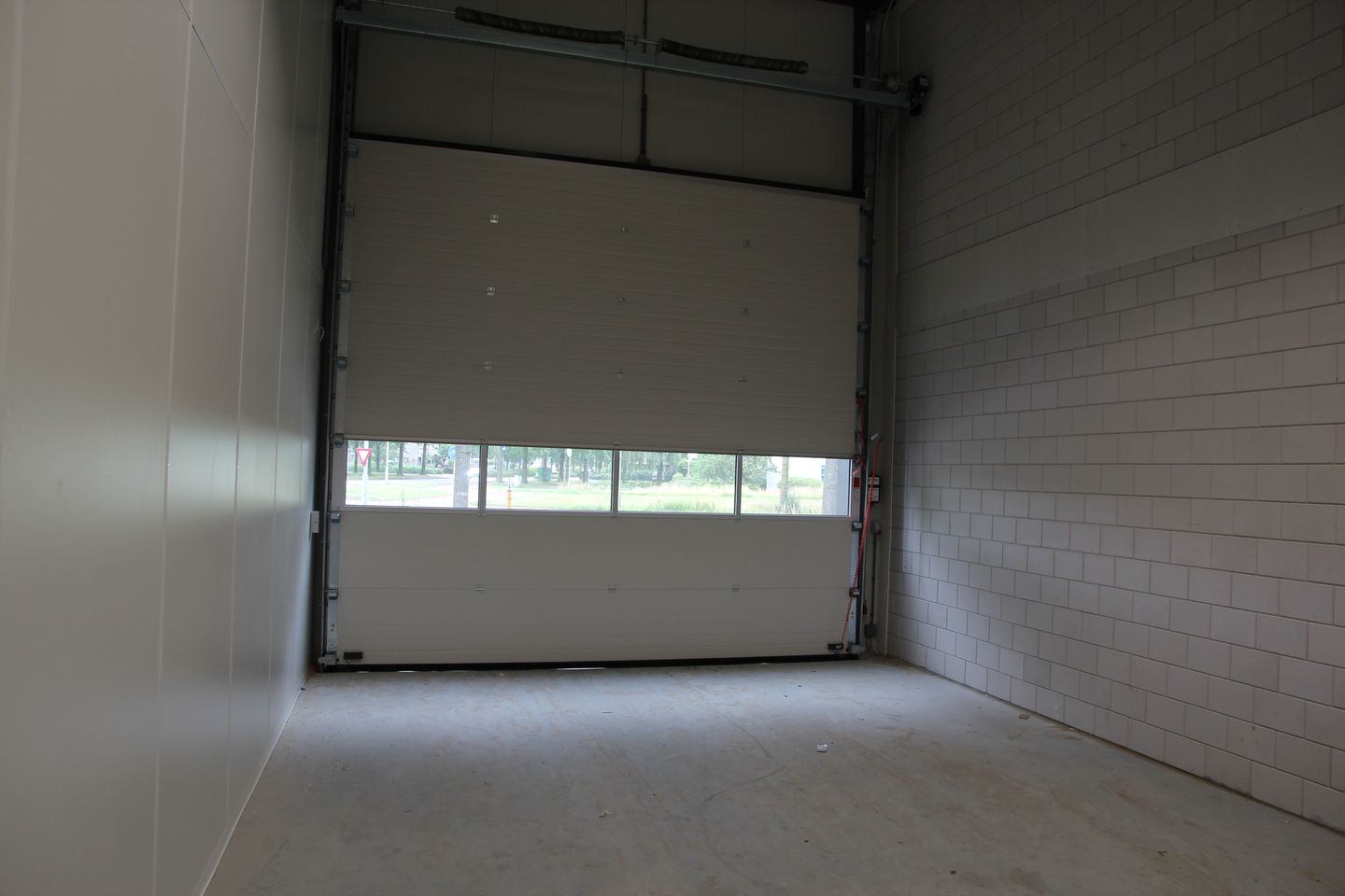 View photo 4 of Bellstraat 39