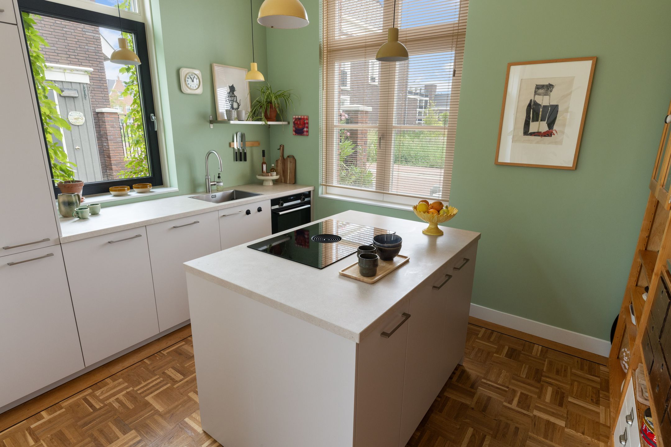 Photo 42 of Leeuwenburgstraat 21