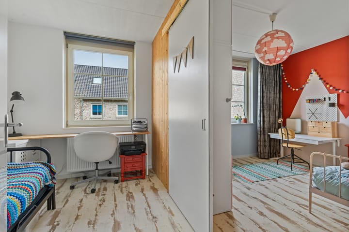 Tussenwoning te koop: Pioenroos 9, Waddinxveen