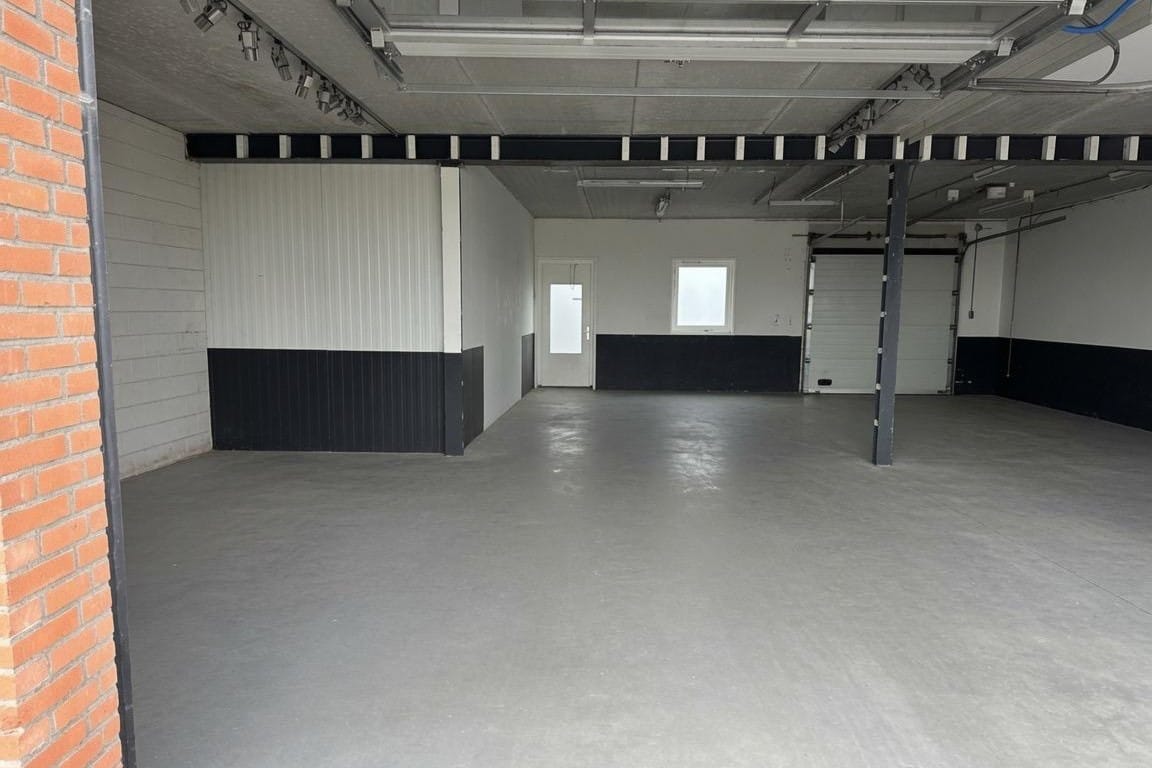 View photo 2 of Wilgenweg 44