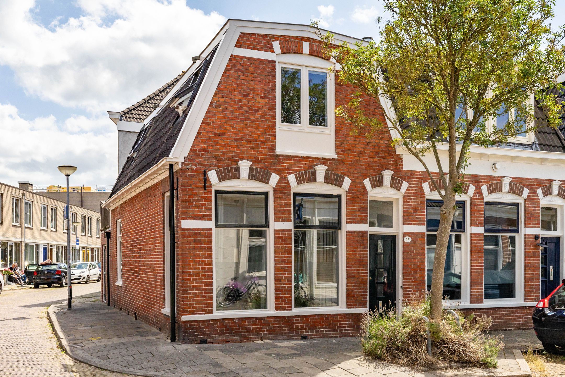 Martenstraat 37 