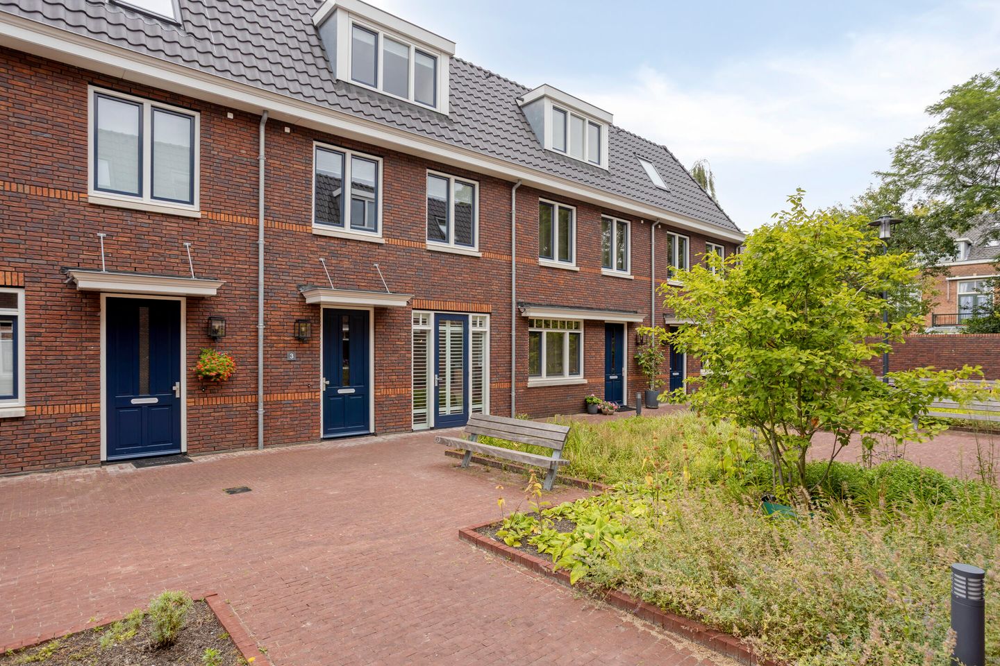 Photo 44 of Bloemistenhof 3