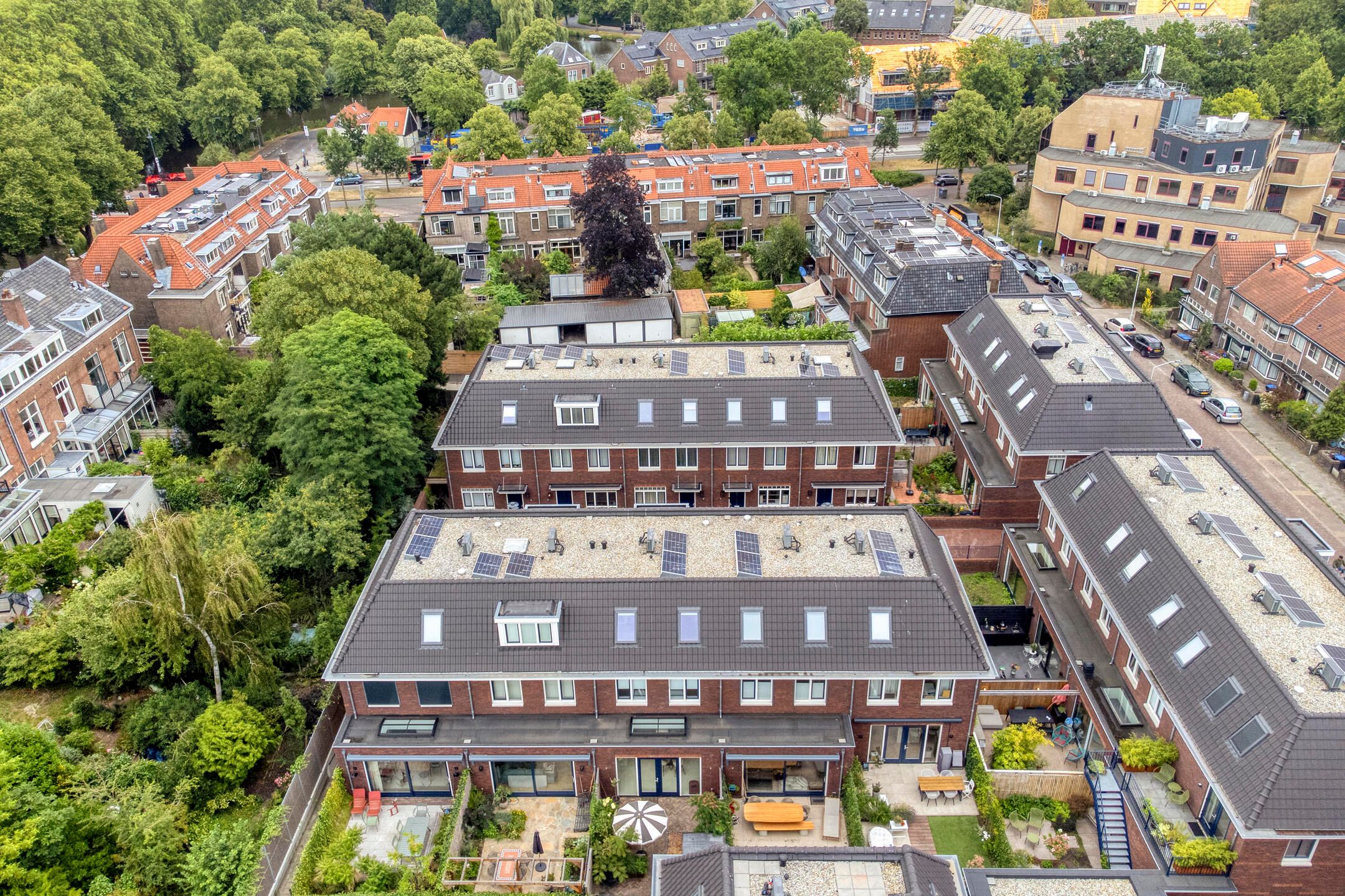 Photo 48 of Bloemistenhof 3