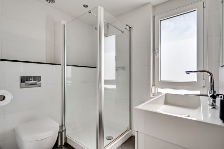 Tussenwoning te koop: Ambachtsingel 28, Roermond