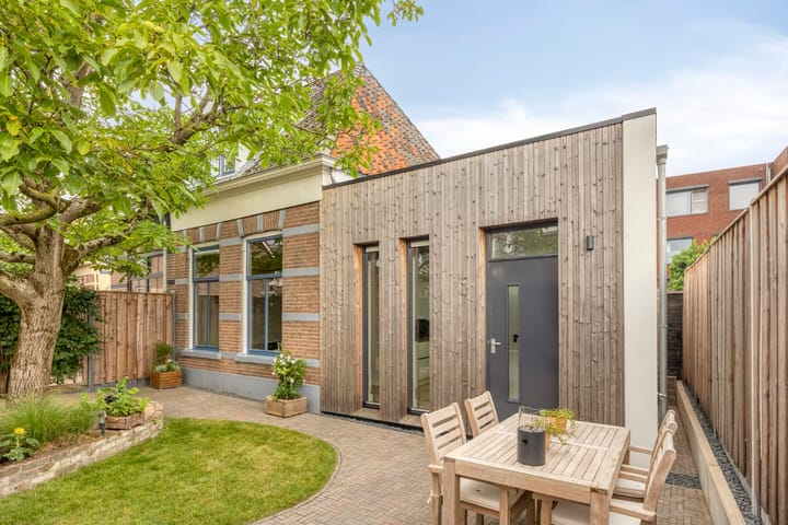 Hoekwoning te koop: Slagersplein 1, Kampen