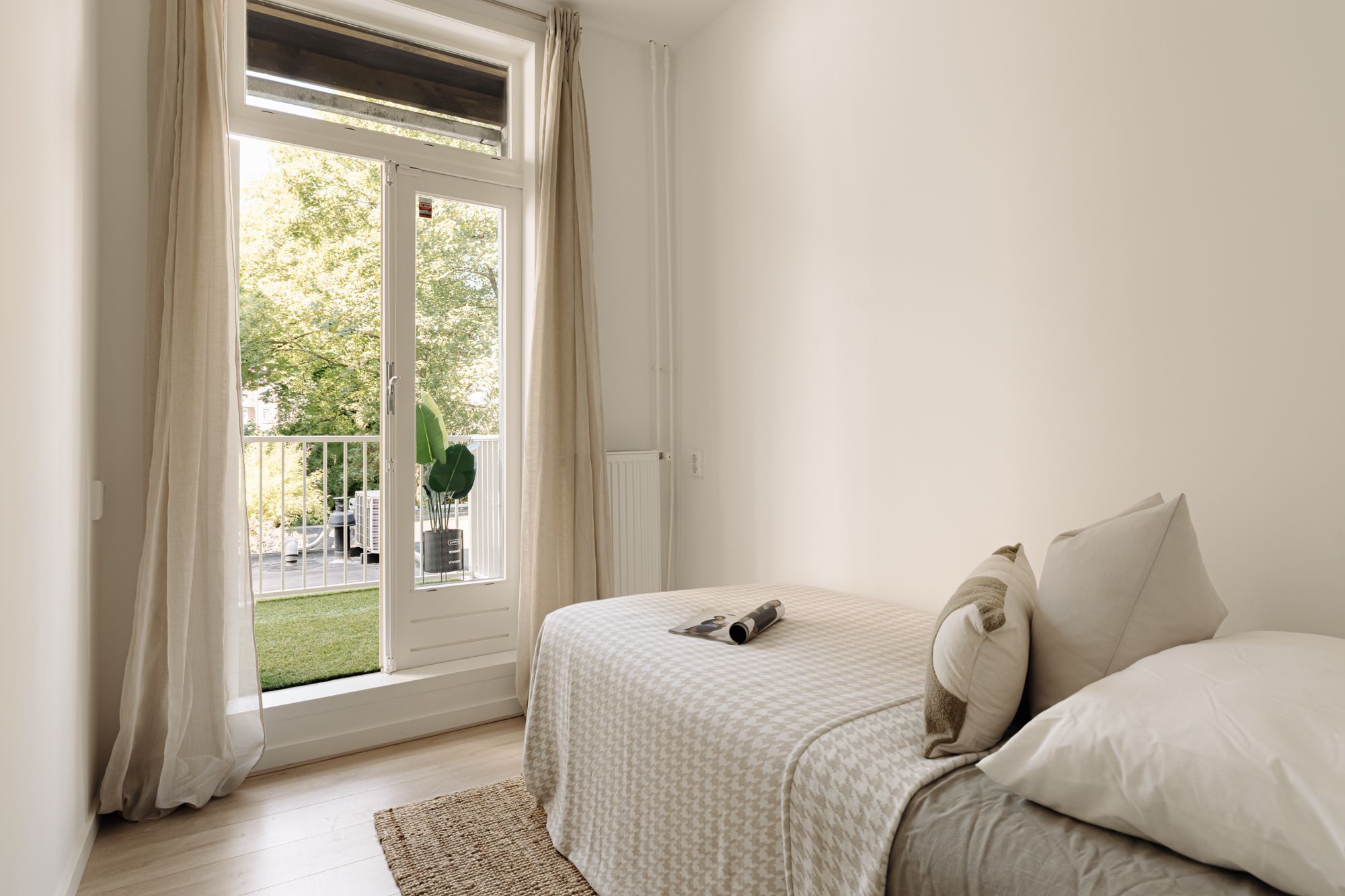 Photo 18 of Van Woustraat 88-1