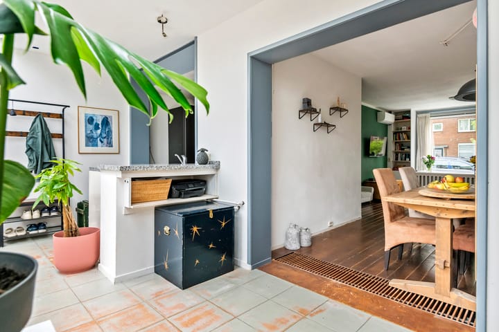 Hoekwoning te koop: Begoniastraat 12, Tiel