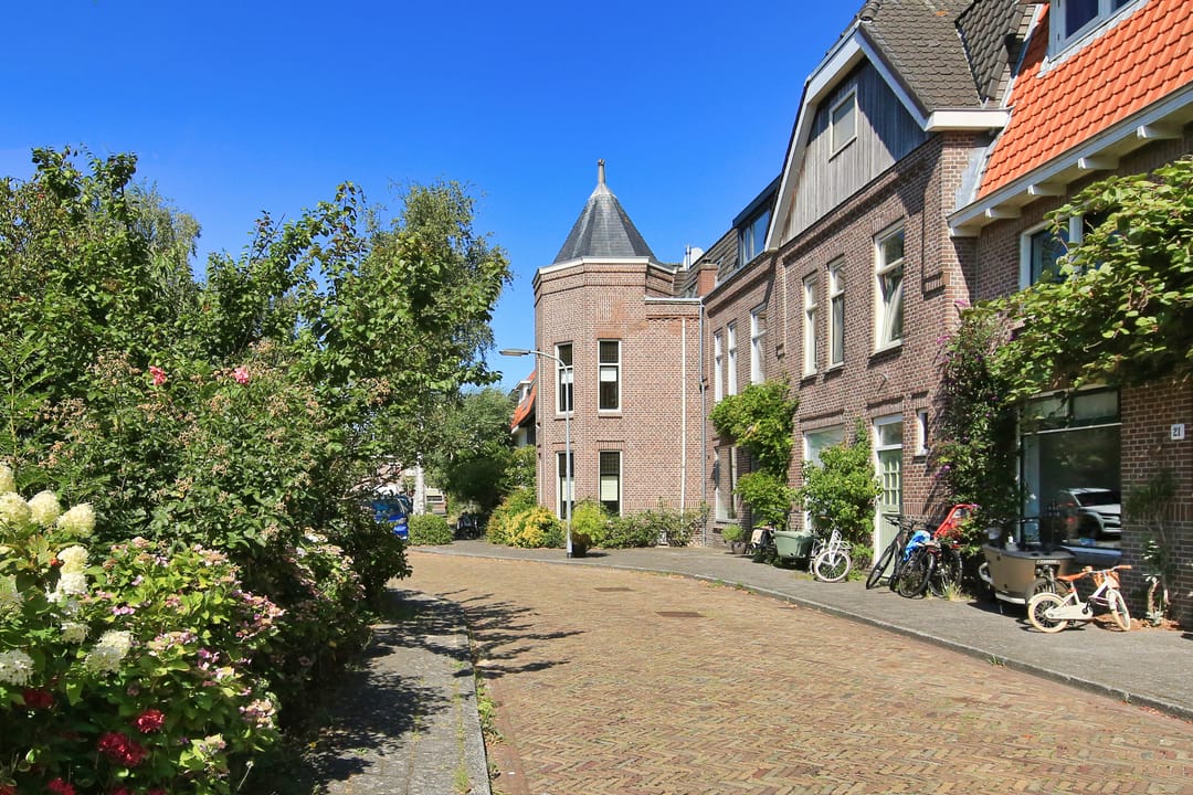 Foto 41 van Madoerastraat 17