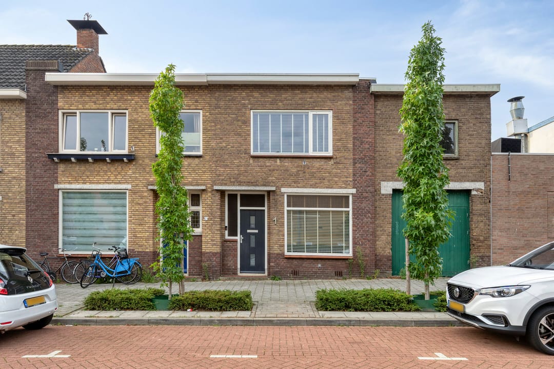 Foto 1 van Glacisstraat 1