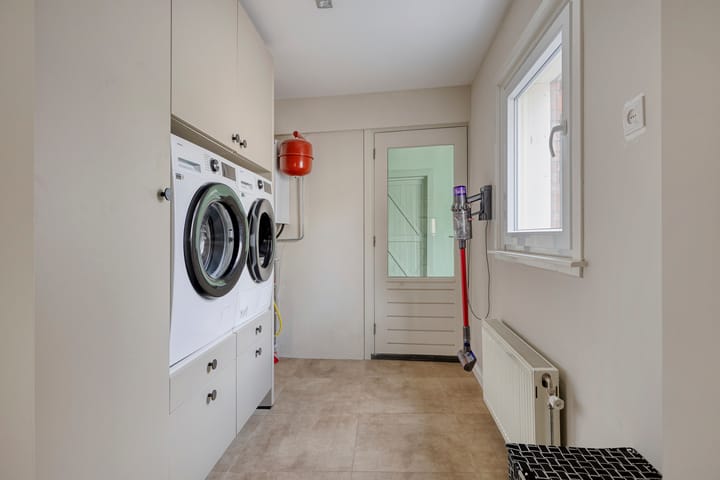 Hoekwoning te koop: Glacisstraat 1, Bergen Op Zoom