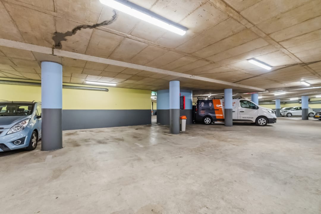 Photo 38 of Troelstrakade 31-A