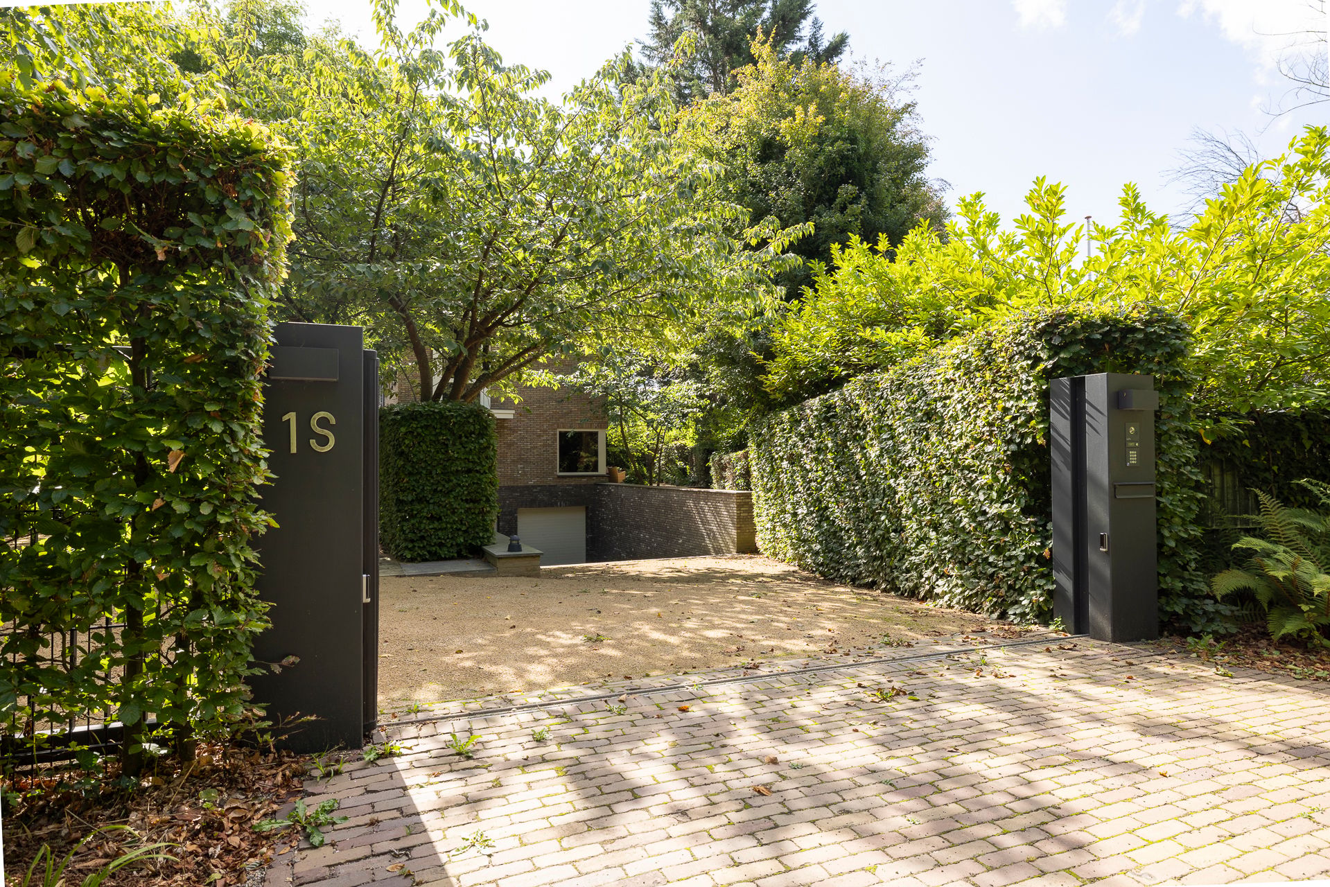 Photo 6 of Duinweg 1-S