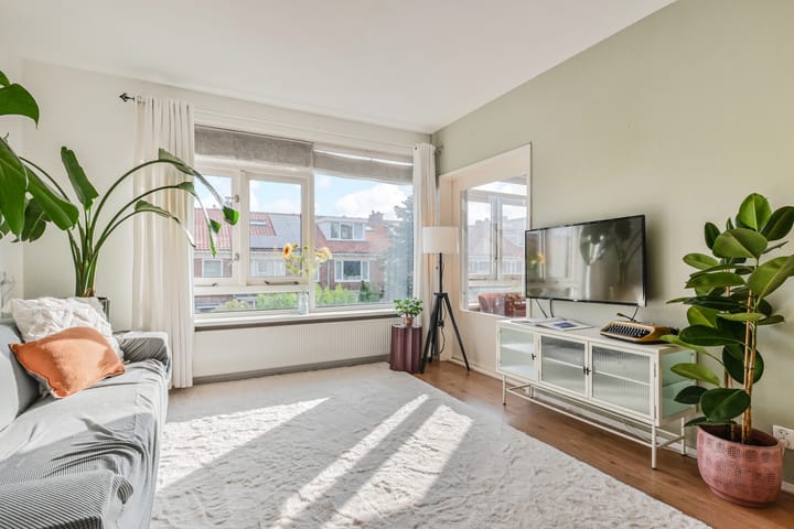 Appartement te koop: Queridostraat 81, Voorburg