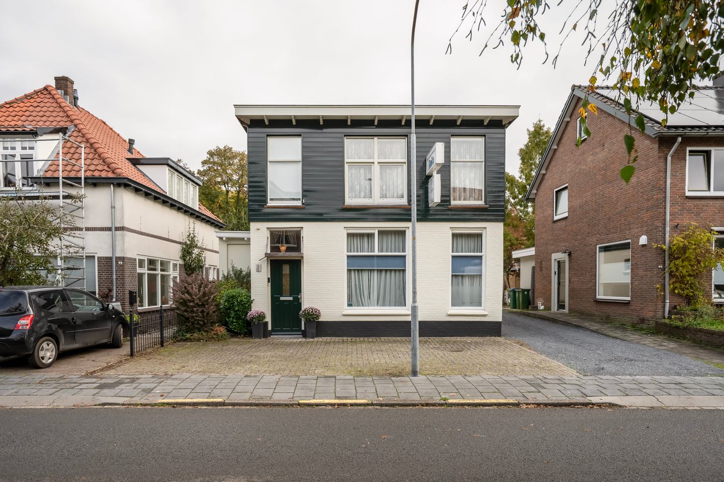 View photo 1 of Molenweg 18