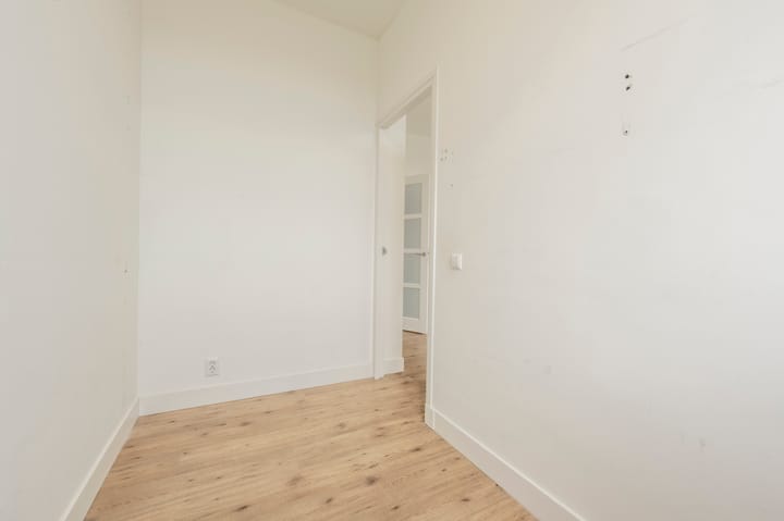 Appartement te koop: Oudedijk 143A02, Rotterdam