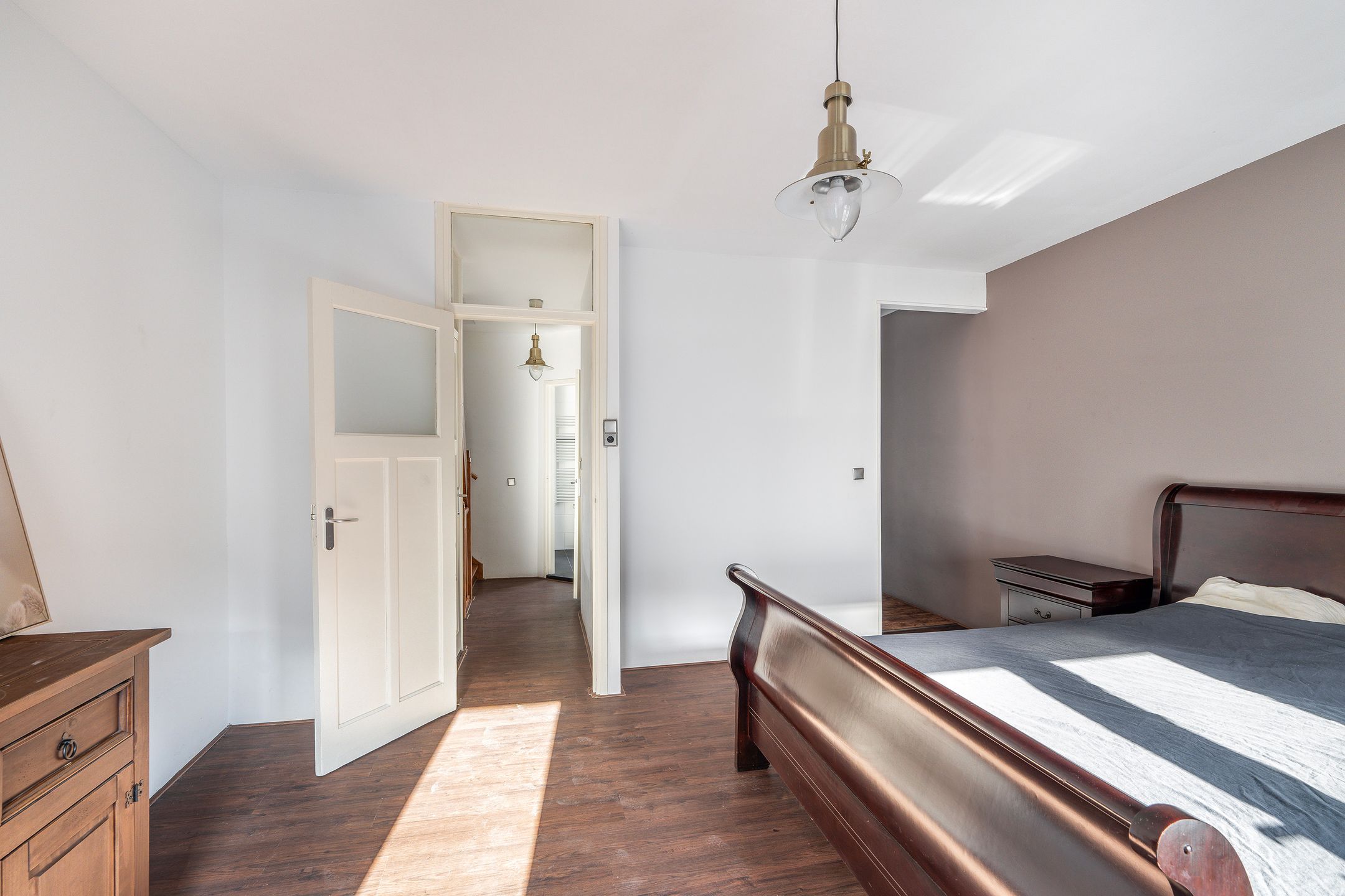 Photo 18 of Numansdorpsestraat 15