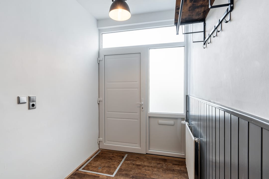 Photo 38 of Numansdorpsestraat 15