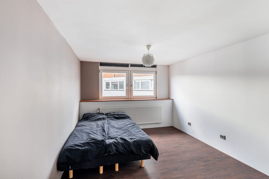 Photo 31 of Numansdorpsestraat 15
