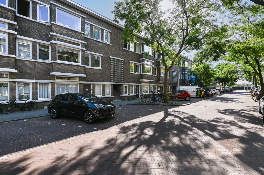 Photo 1 of Van Heutszstraat 54