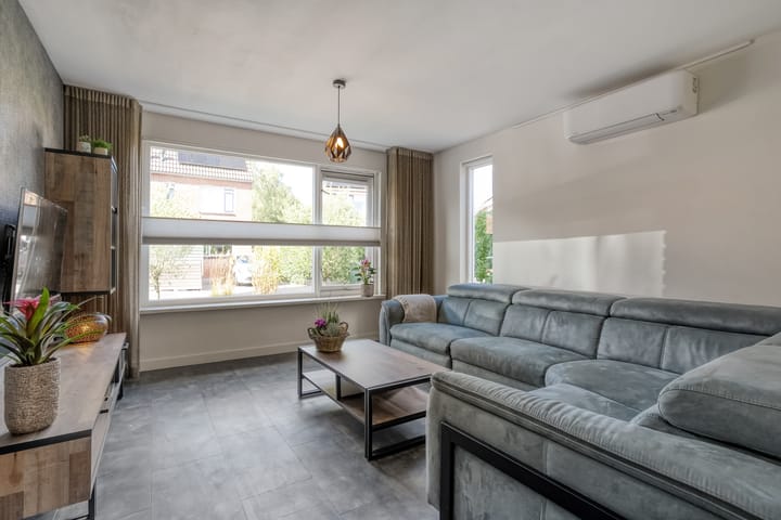 Tussenwoning te koop: Krulmate 28, Zwolle