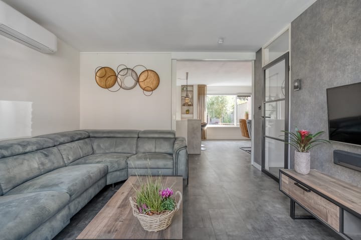 Tussenwoning te koop: Krulmate 28, Zwolle