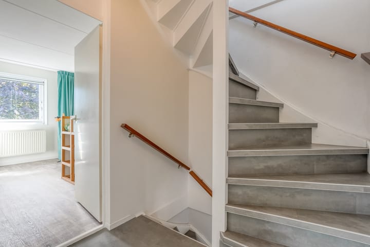 Tussenwoning te koop: Krulmate 28, Zwolle