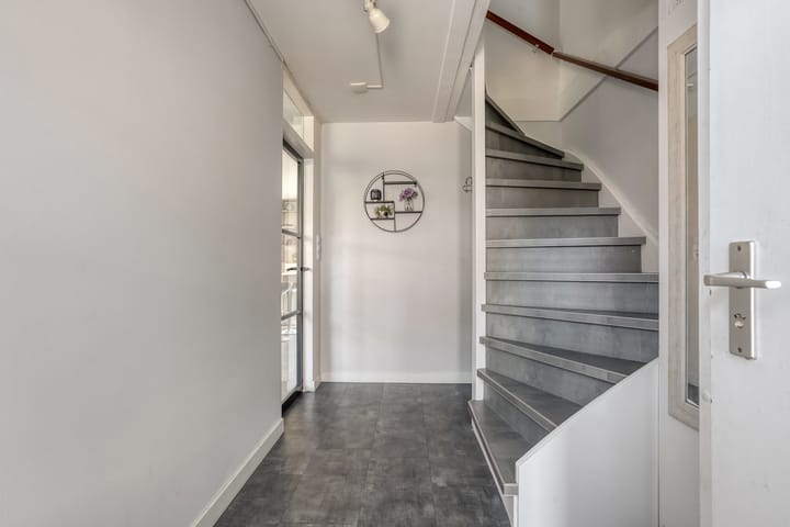 Tussenwoning te koop: Krulmate 28, Zwolle
