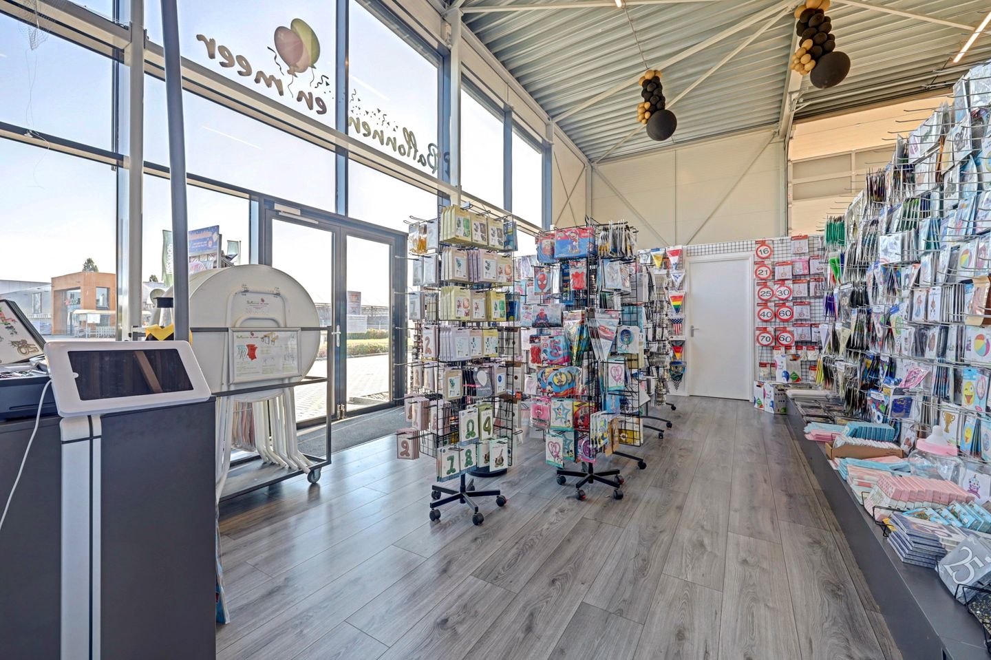 View photo 4 of De Aar 33