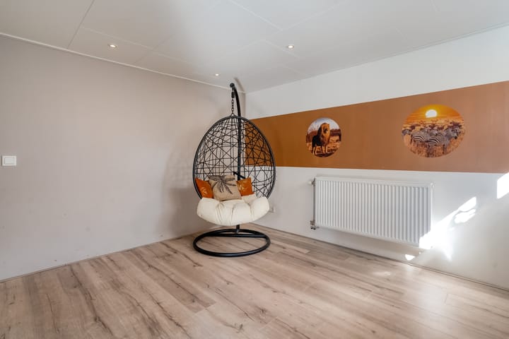 Tussenwoning te koop: Krulmate 28, Zwolle