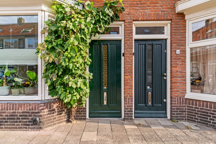 Photo 4 of Buys Ballotstraat 12