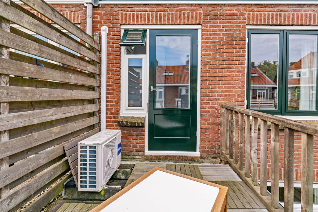 Photo 37 of Buys Ballotstraat 12