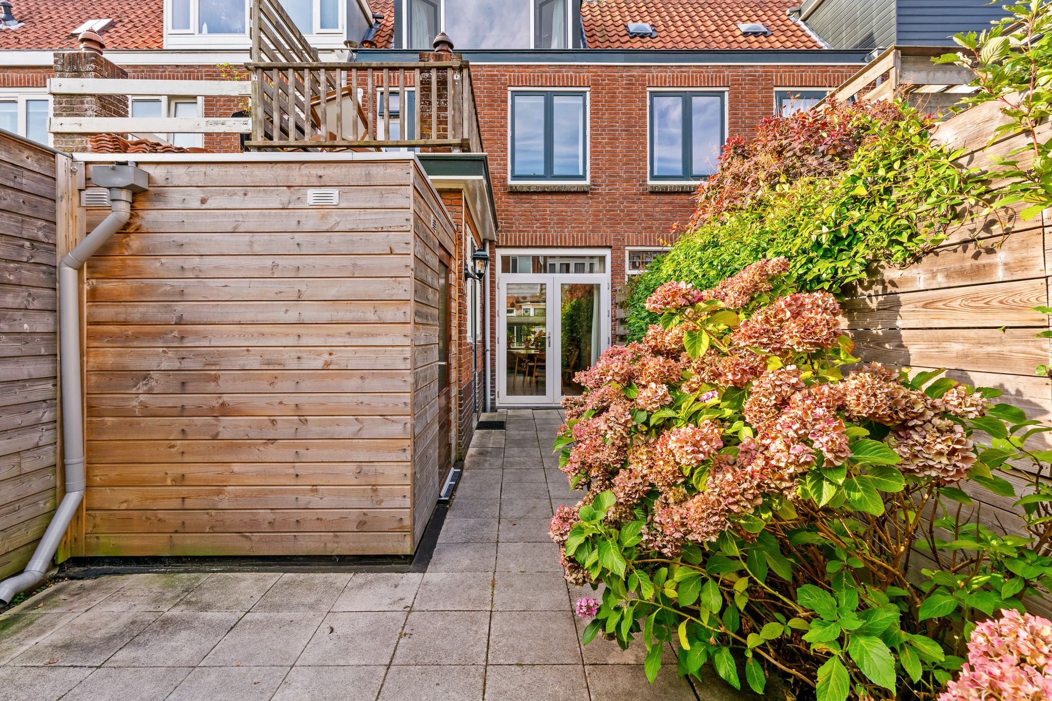 Photo 3 of Buys Ballotstraat 12