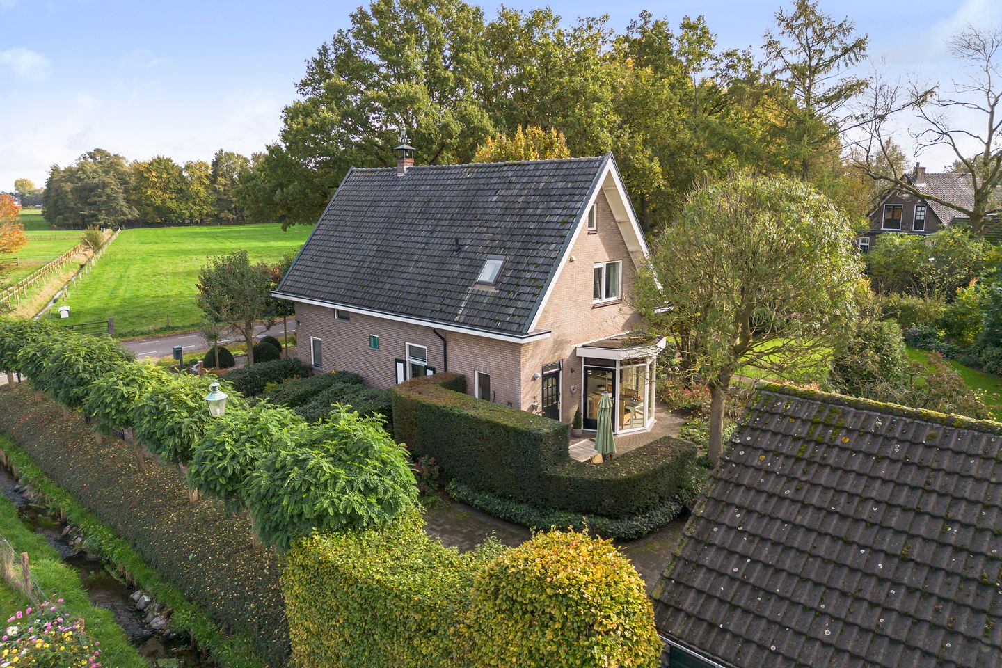 Bekijk foto 3 van Oude Apeldoornseweg 7