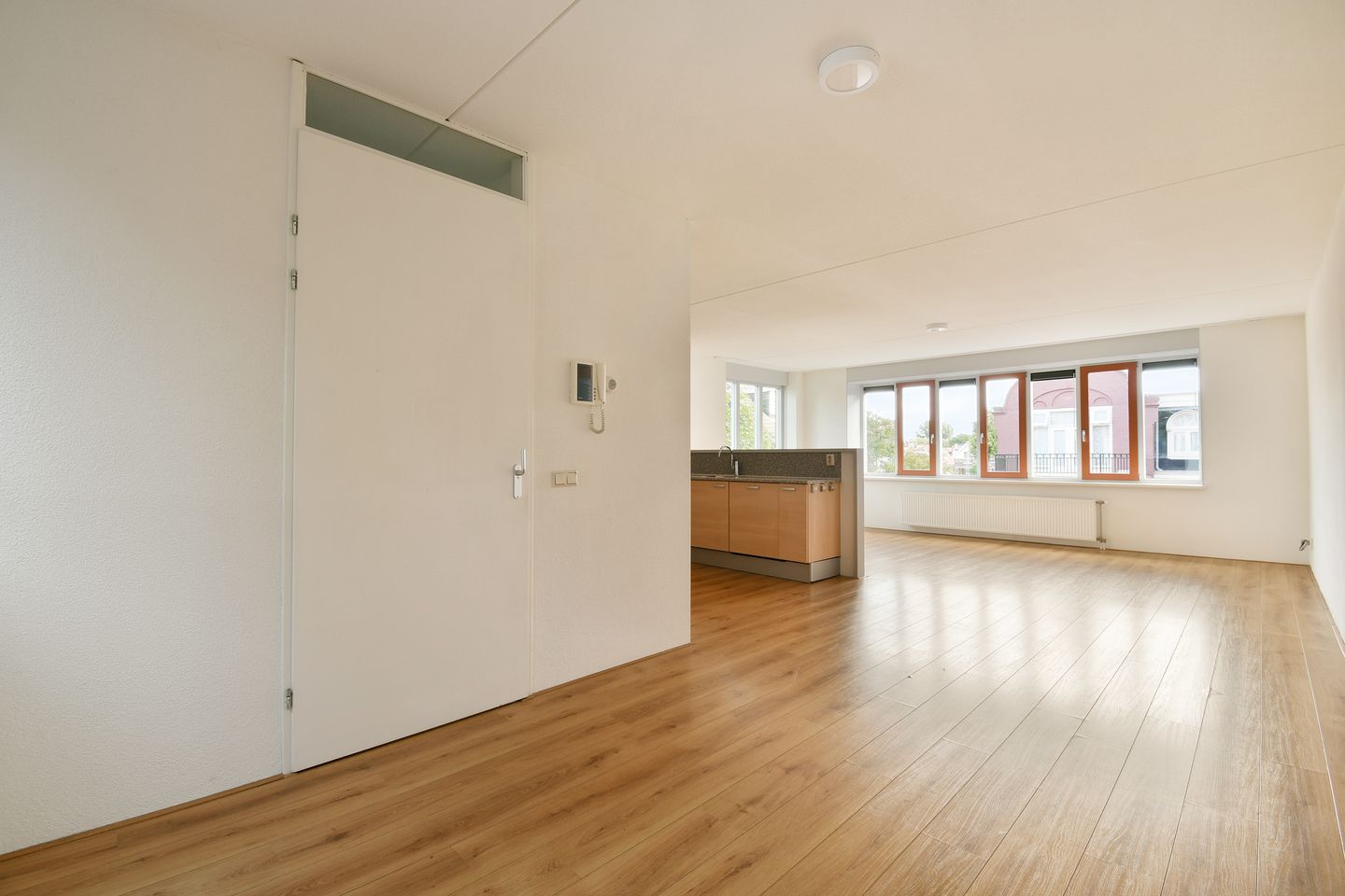 Photo 5 of Zuiderhoofdstraat 57-B