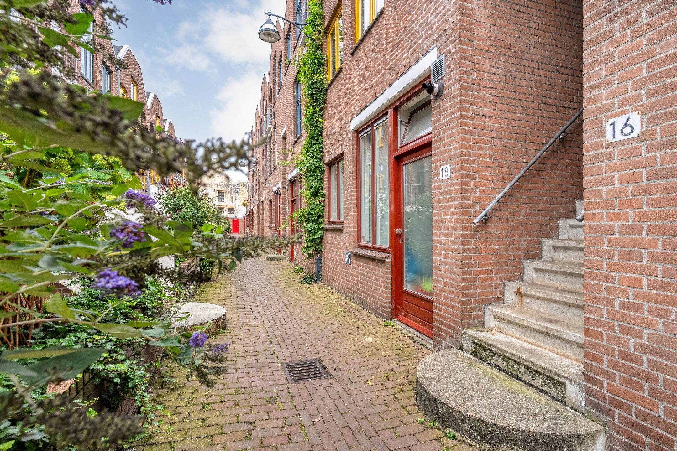 Photo 6 of Bitterstraat 18