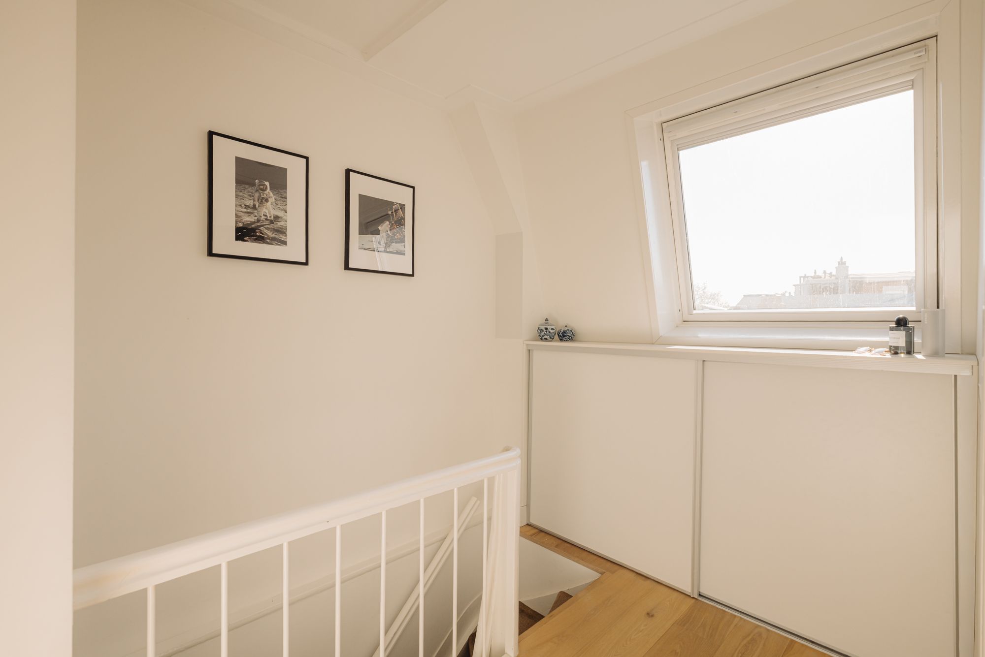 Photo 12 of Van Oldenbarneveldtstraat 87-B3
