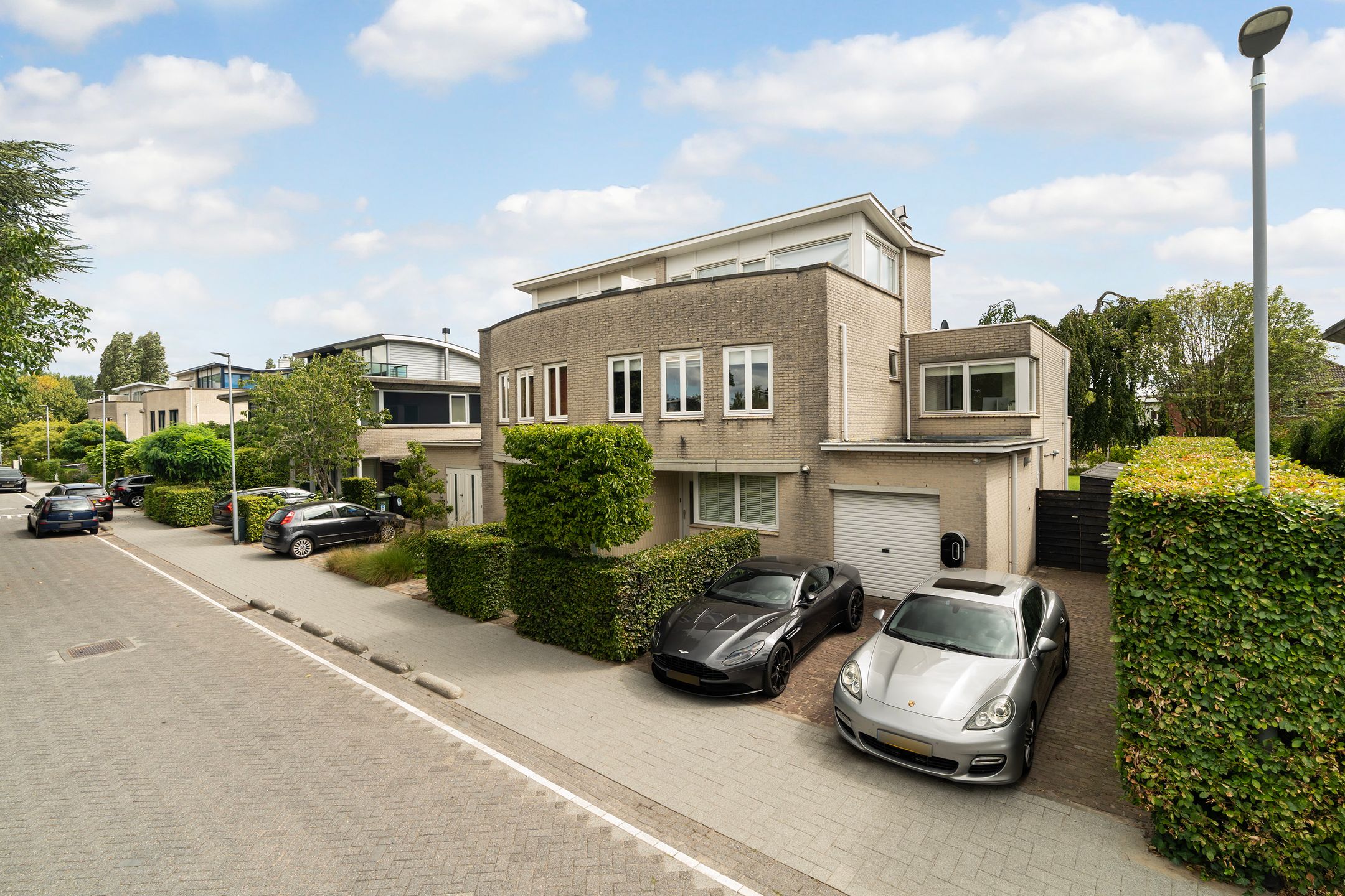 Photo 36 of Gustave Dixonstraat 15