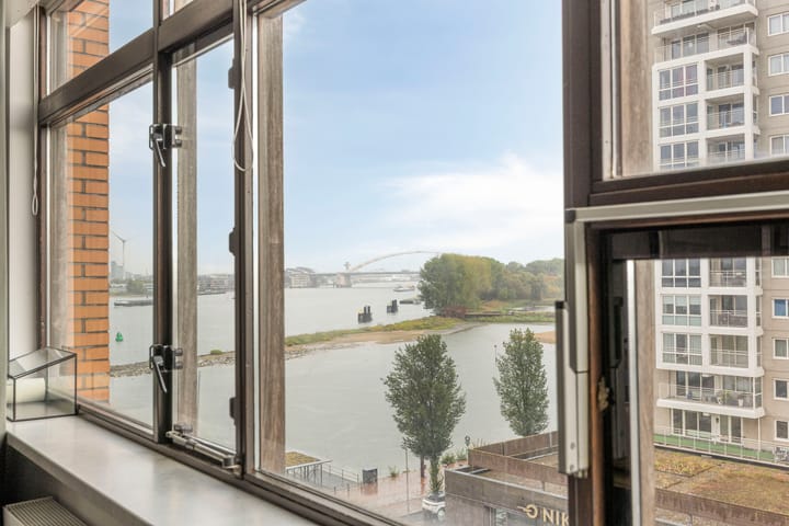 Appartement te koop: Puck van Heelstraat 94, Rotterdam