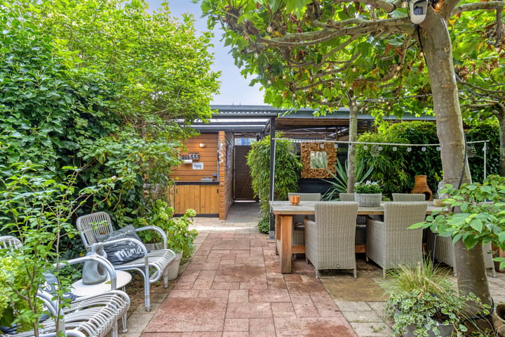 Tussenwoning te koop: Delftsestraatweg 209, Delfgauw